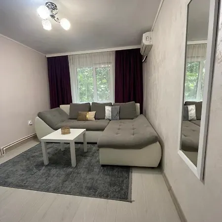 Zafi Apartment